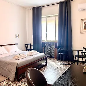 Casa Margherita , Piacenza Italia